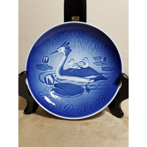 Royal Copenhagen Mother's Day 1978 Plate Porcelain Denmark Christmas Vintage - Picture 1 of 10